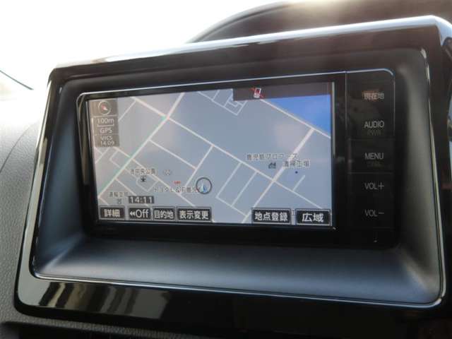 Toyota Noah 4