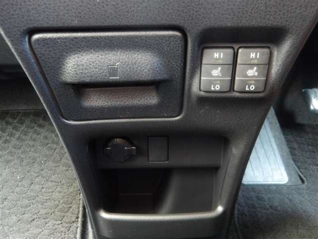 Toyota Noah 9