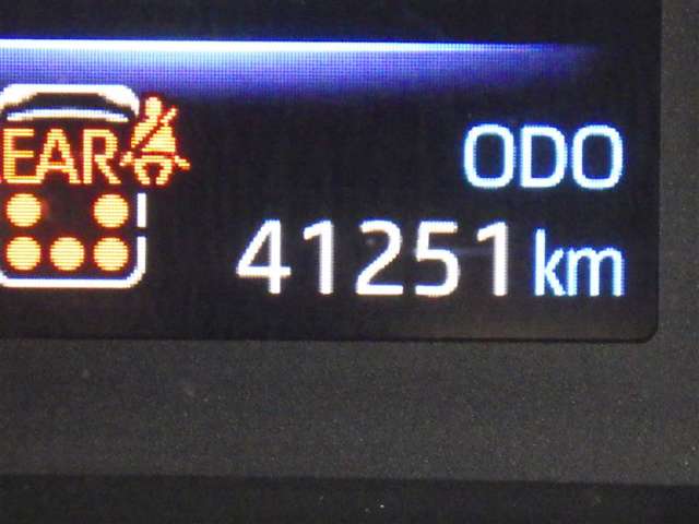 Toyota Noah 10