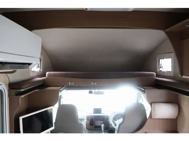 Toyota Camroad 12