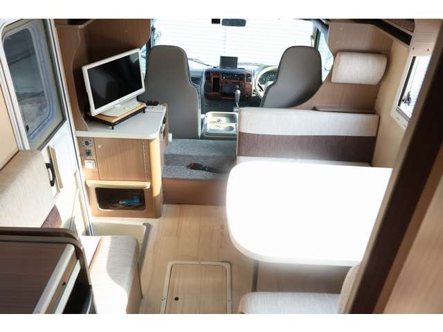 Toyota Camroad 6
