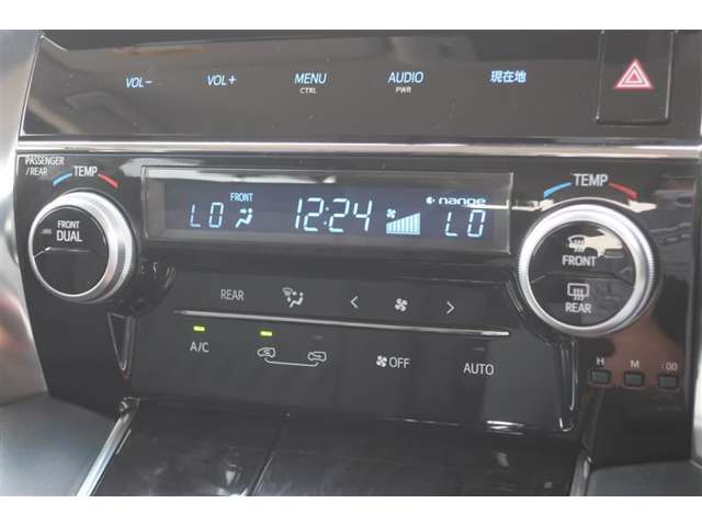 Toyota Vellfire 12