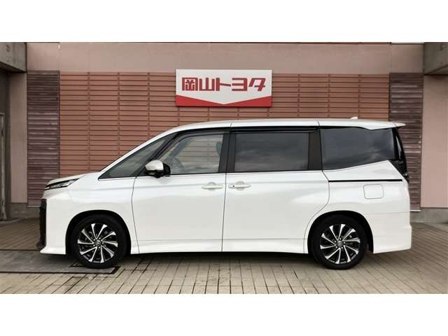 Toyota Voxy 6