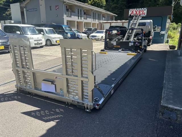 Mitsubishi Fuso Canter 10