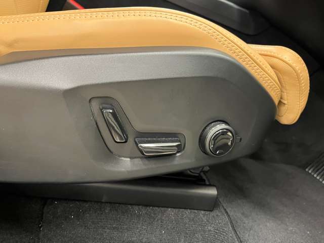 Volvo XC60 12