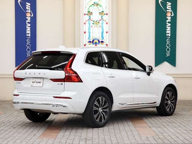 Volvo XC60 4