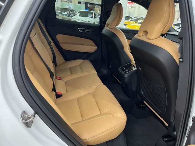 Volvo XC60 9