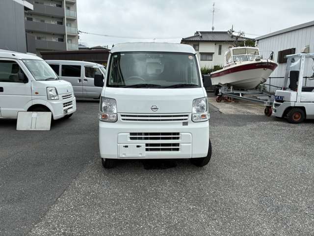 Nissan NV100 Clipper 6