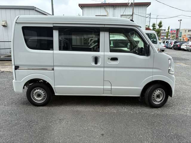 Nissan NV100 Clipper 7