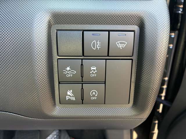 Daihatsu Rocky 3