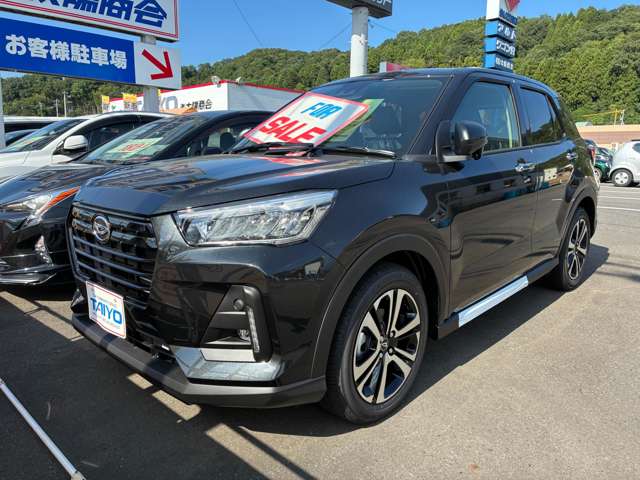 Daihatsu Rocky 7