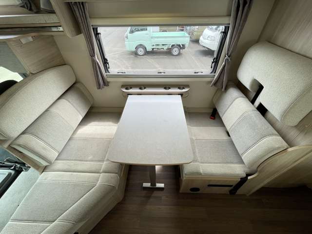 Toyota Camroad 4