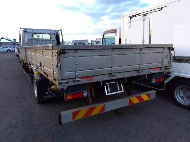 Mitsubishi Fuso Canter EX 2