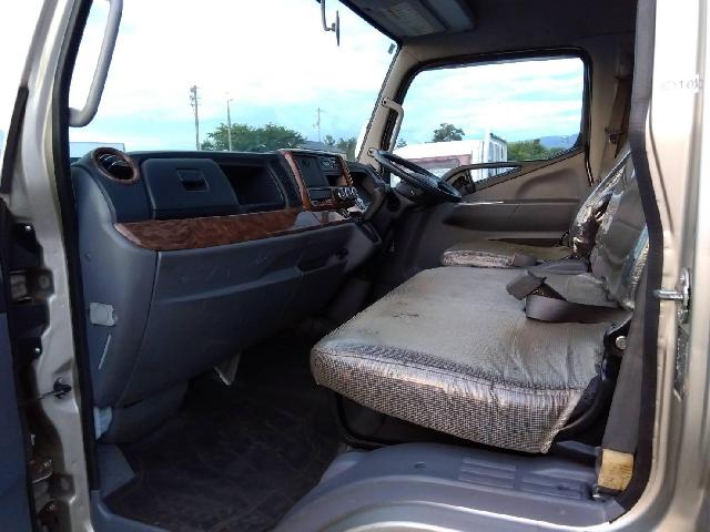 Mitsubishi Fuso Canter EX 3