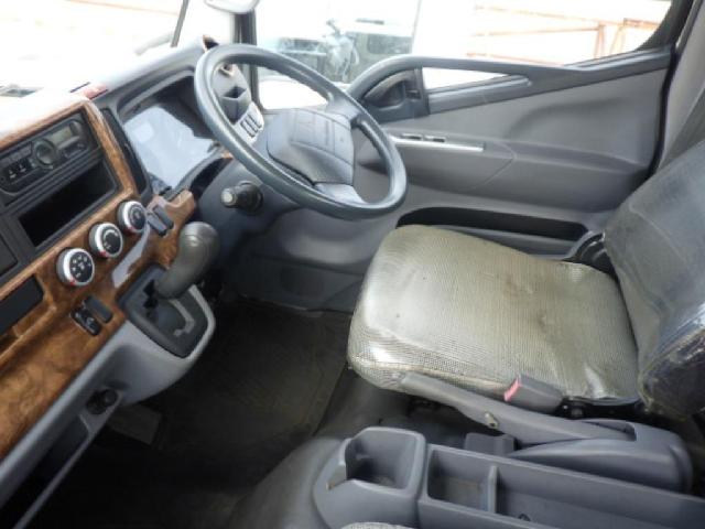 Mitsubishi Fuso Canter EX 6