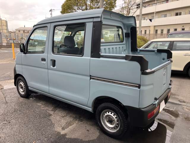 Daihatsu Hijet Deck Van 7