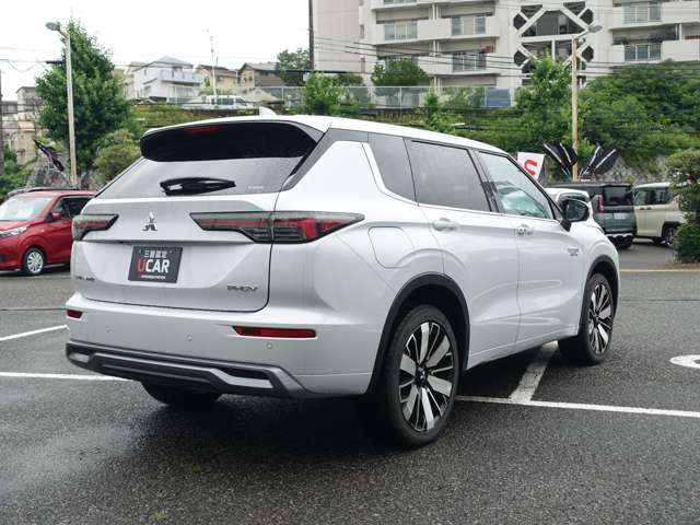 Mitsubishi Outlander 10