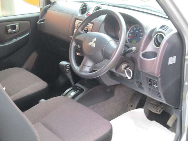 Mitsubishi Pajero Mini 2