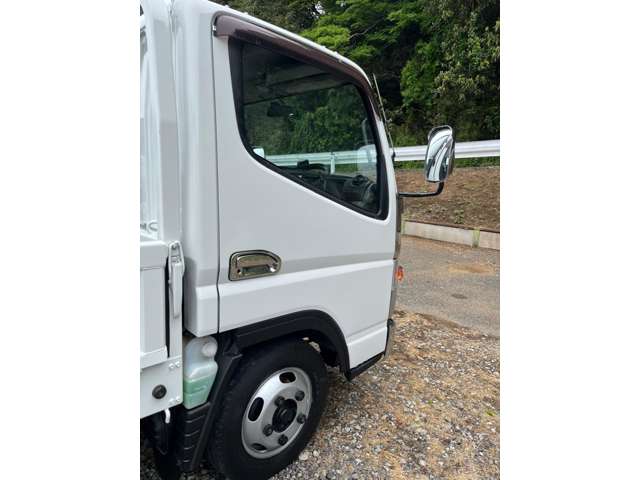 Mitsubishi Fuso Canter 12