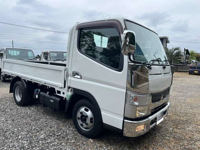 Mitsubishi Fuso Canter 2