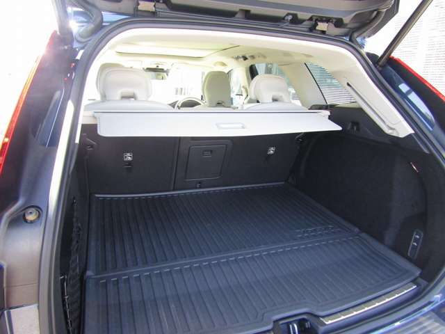 Volvo XC60 11