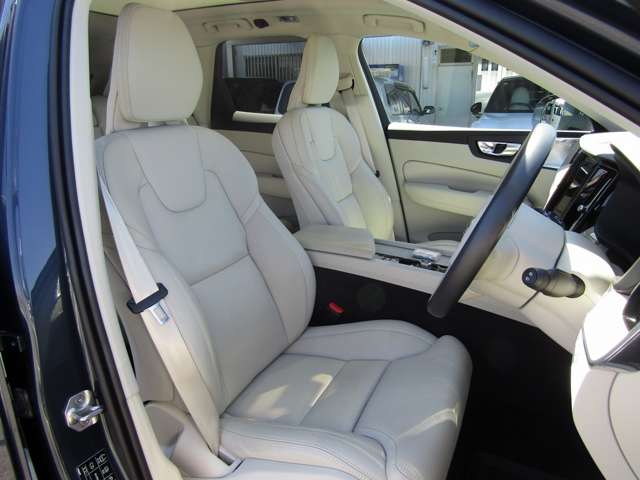 Volvo XC60 5