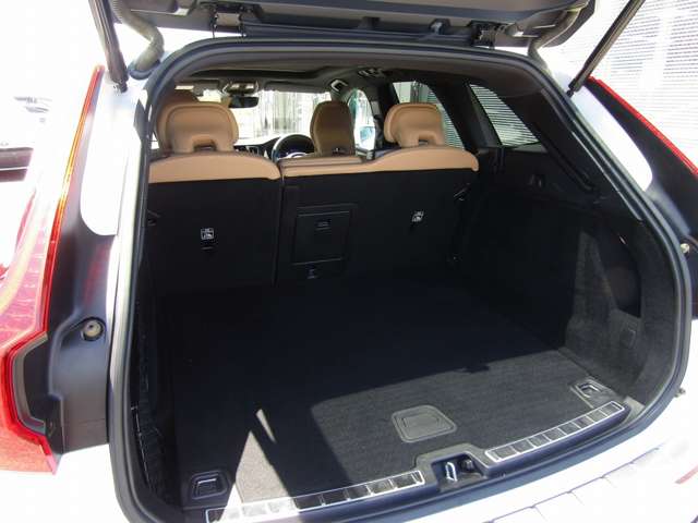 Volvo XC60 6