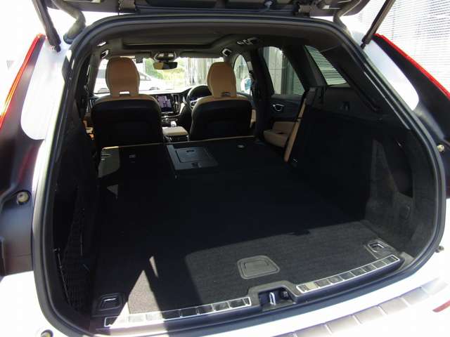 Volvo XC60 7