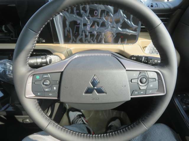 Mitsubishi Delica Mini 12