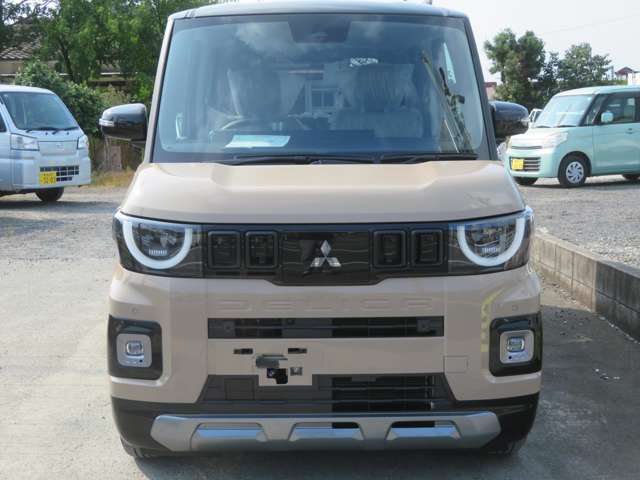 Mitsubishi Delica Mini 2
