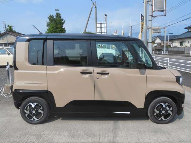 Mitsubishi Delica Mini 8