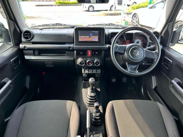 Suzuki Jimny 12