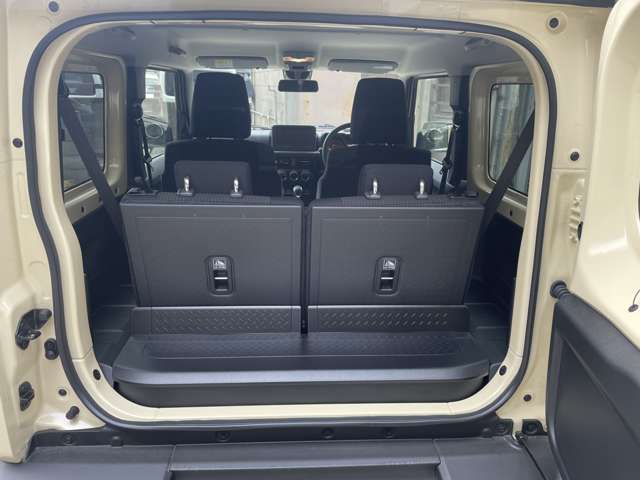 Suzuki Jimny 12
