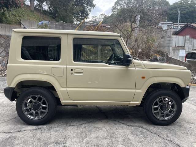 Suzuki Jimny 4