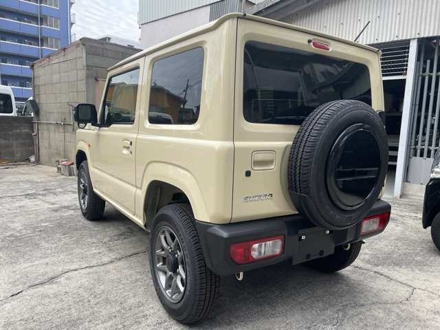Suzuki Jimny 6