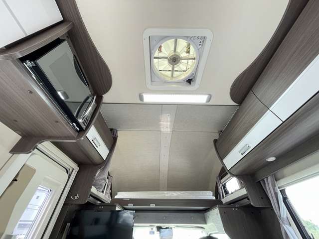 Toyota Camroad 11