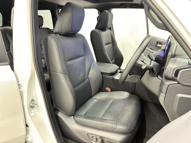 Toyota Land Cruiser 250 12