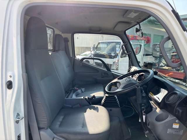 Hino Dutro 10