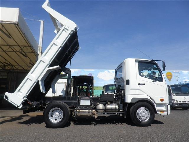 Mitsubishi Fuso Fighter 11