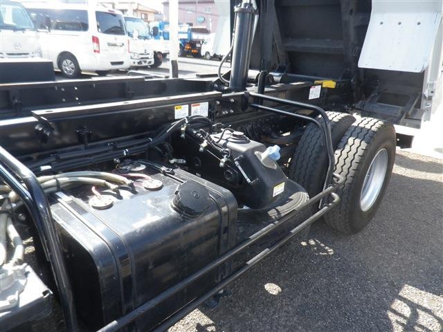 Mitsubishi Fuso Fighter 12