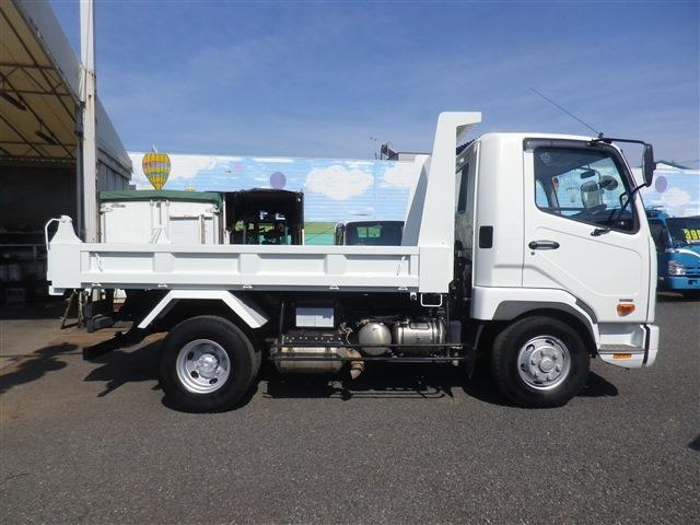 Mitsubishi Fuso Fighter 4