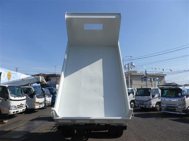 Mitsubishi Fuso Fighter 9
