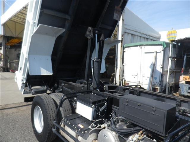 Mitsubishi Fuso Fighter 10