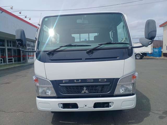 Mitsubishi Fuso Canter Guts 2