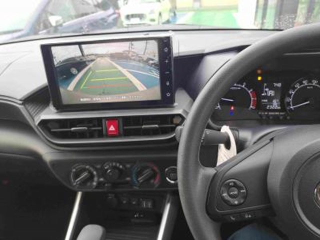 Toyota Raize 4