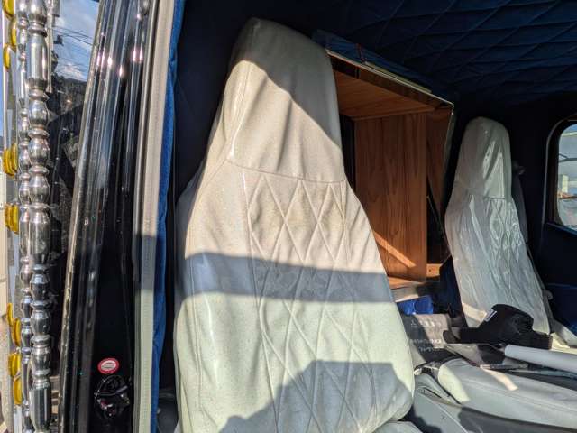 Mitsubishi Fuso Canter 12