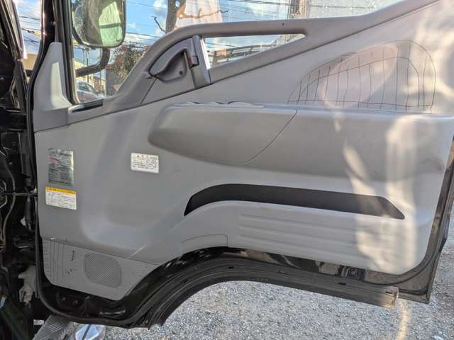 Mitsubishi Fuso Canter 8