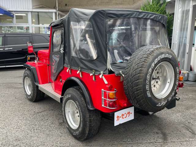 Mitsubishi Jeep 7
