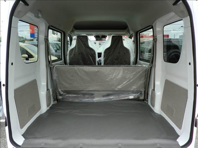 Suzuki Every 11