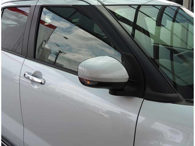 Daihatsu Rocky 12